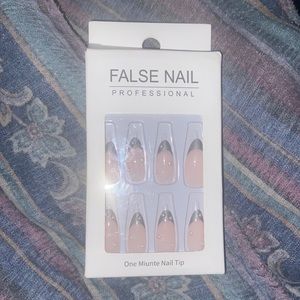 fake press on nails
